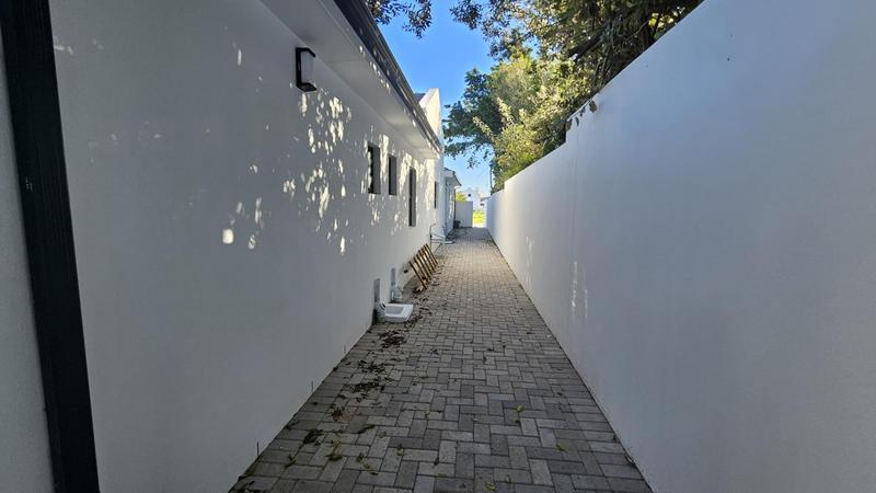4 Bedroom Property for Sale in Shelley Point Western Cape